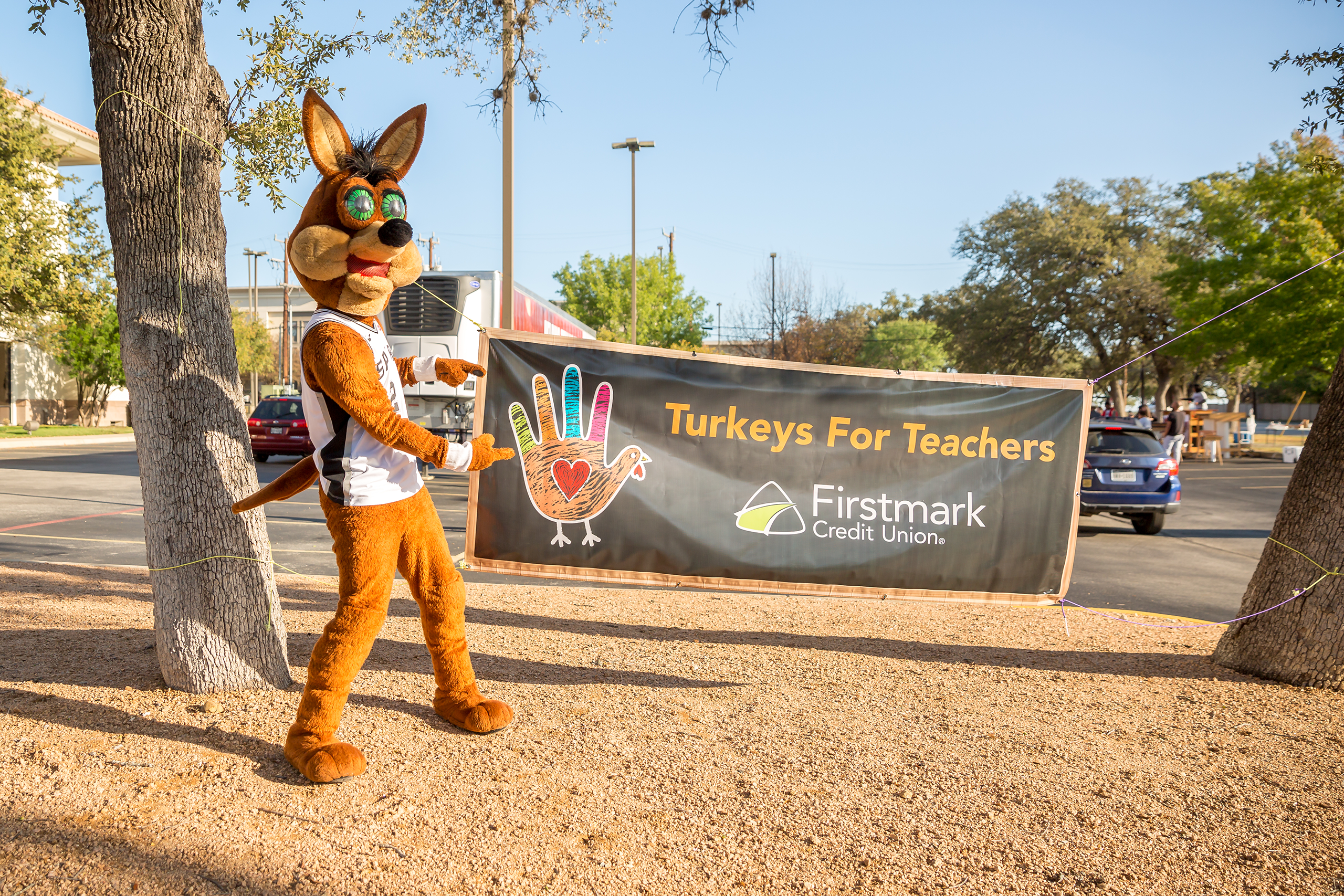 Spurs Coyote Turkeys for Teachers